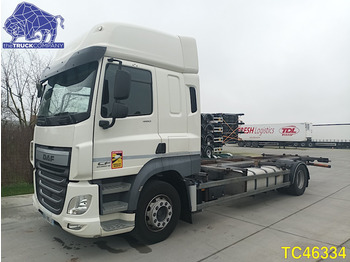 Transportjer kontejnerësh/ Kamion me karroceri të çmontueshme DAF CF