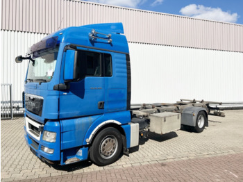 Transportjer kontejnerësh/ Kamion me karroceri të çmontueshme MAN TGX 18.400