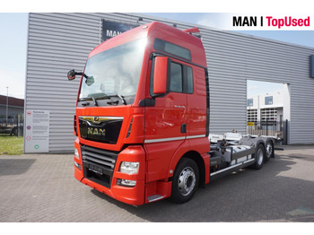Transportjer kontejnerësh/ Kamion me karroceri të çmontueshme MAN TGX 26.510