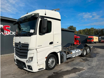 Transportjer kontejnerësh/ Kamion me karroceri të çmontueshme MERCEDES-BENZ Actros 2545