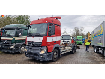 Transportjer kontejnerësh/ Kamion me karroceri të çmontueshme MERCEDES-BENZ