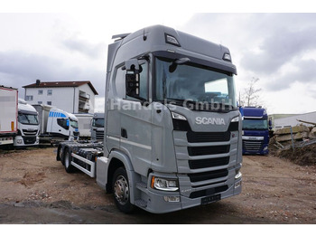 Transportjer kontejnerësh/ Kamion me karroceri të çmontueshme SCANIA S 450