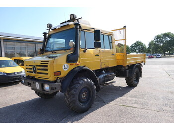 Kamion me karroceri të hapur UNIMOG