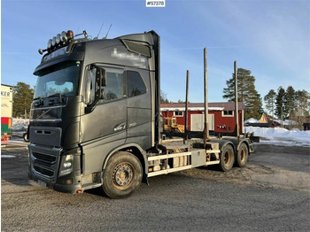 Kamion për transport druri VOLVO FH16
