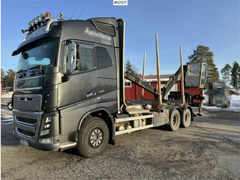 Kamion për transport druri VOLVO FH16