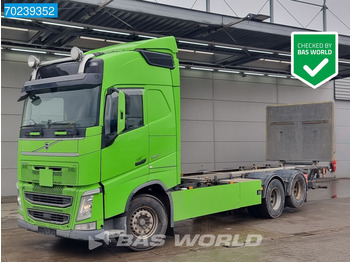 Transportjer kontejnerësh/ Kamion me karroceri të çmontueshme VOLVO FH 540