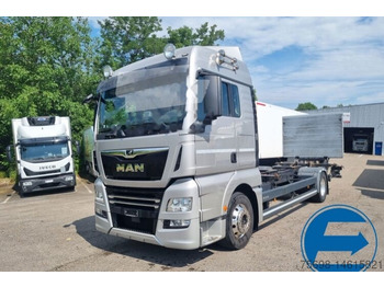 Transportjer kontejnerësh/ Kamion me karroceri të çmontueshme MAN TGX 18.420
