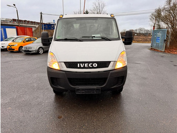 Kamioncine me karroceri IVECO