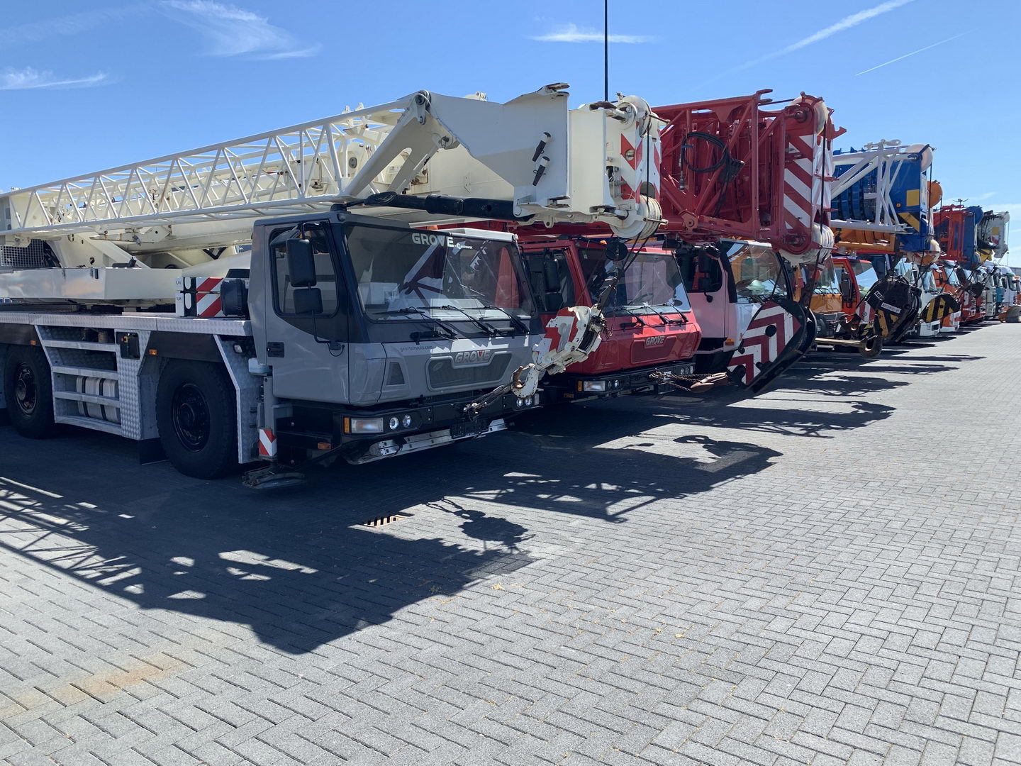 Geurts Trucks B.V. - automjete për shitje undefined: foto 7