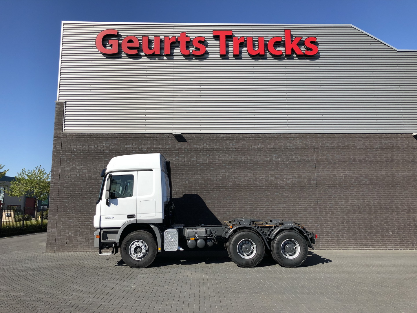 Geurts Trucks B.V. - automjete për shitje undefined: foto 34
