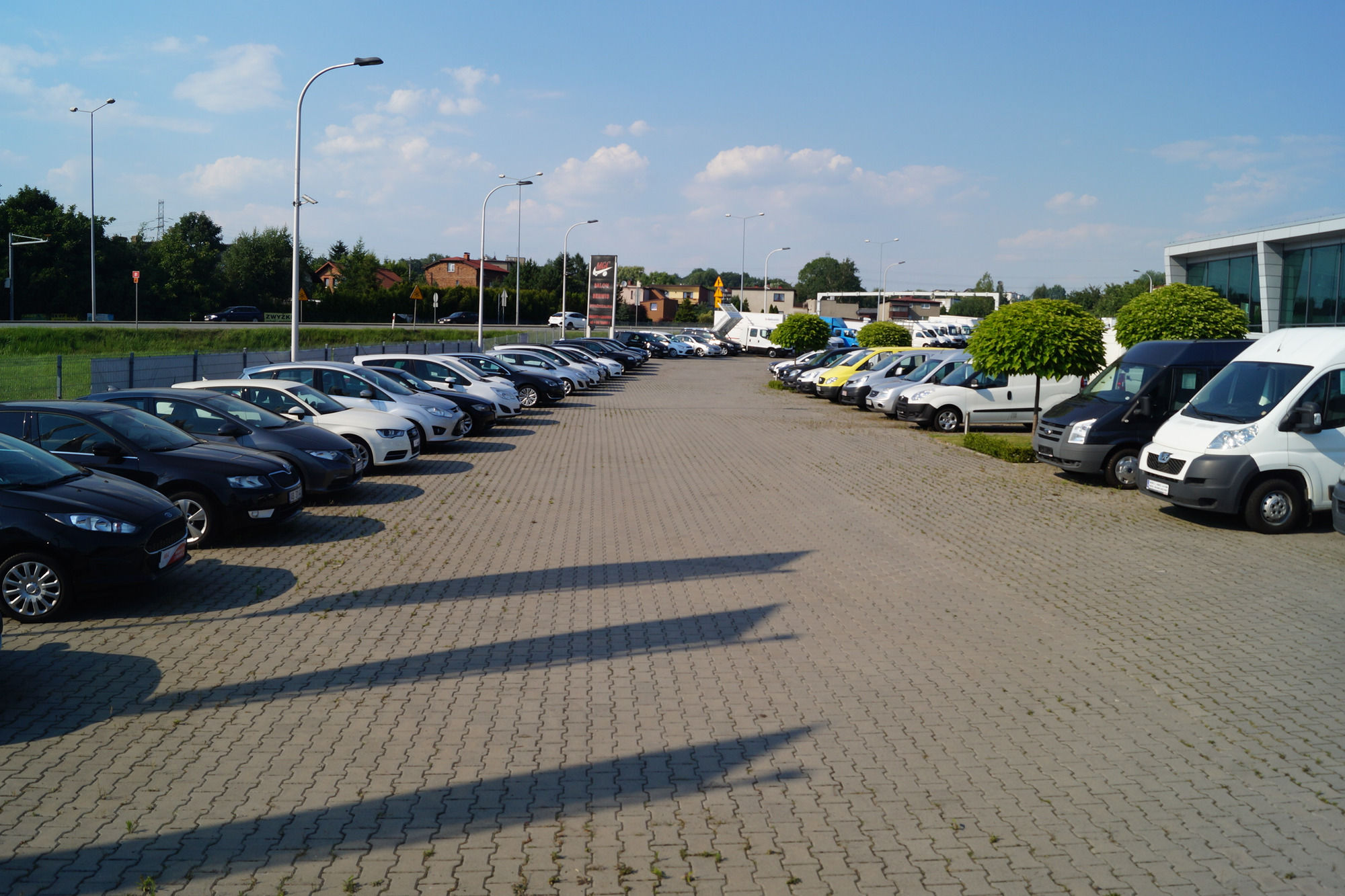 MGC CENTRUM SAMOCHODOW DOSTAWCZYCH - Karroceritë/ Kontejnerë e ndërrueshme undefined: foto 4