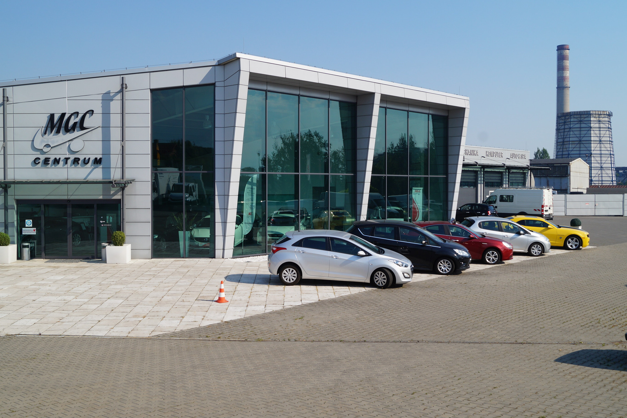 MGC CENTRUM SAMOCHODOW DOSTAWCZYCH - Karroceritë/ Kontejnerë e ndërrueshme undefined: foto 1