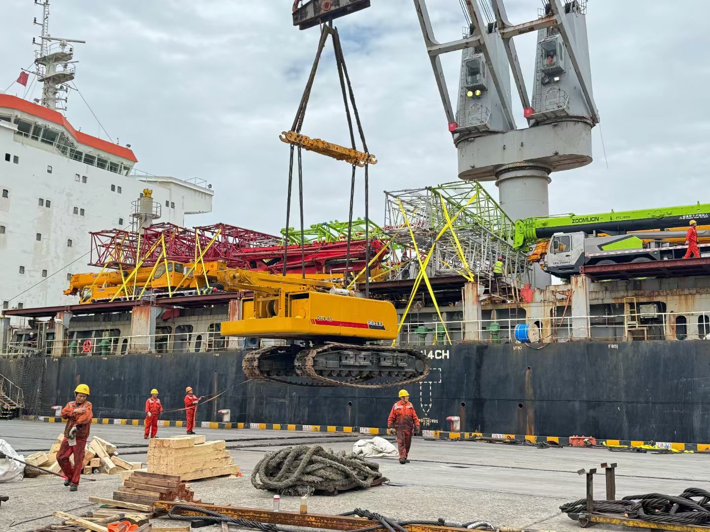 SHANGHAI KAI YI TRADING CO.,LTD - Makineri ndërtimi undefined: foto 5