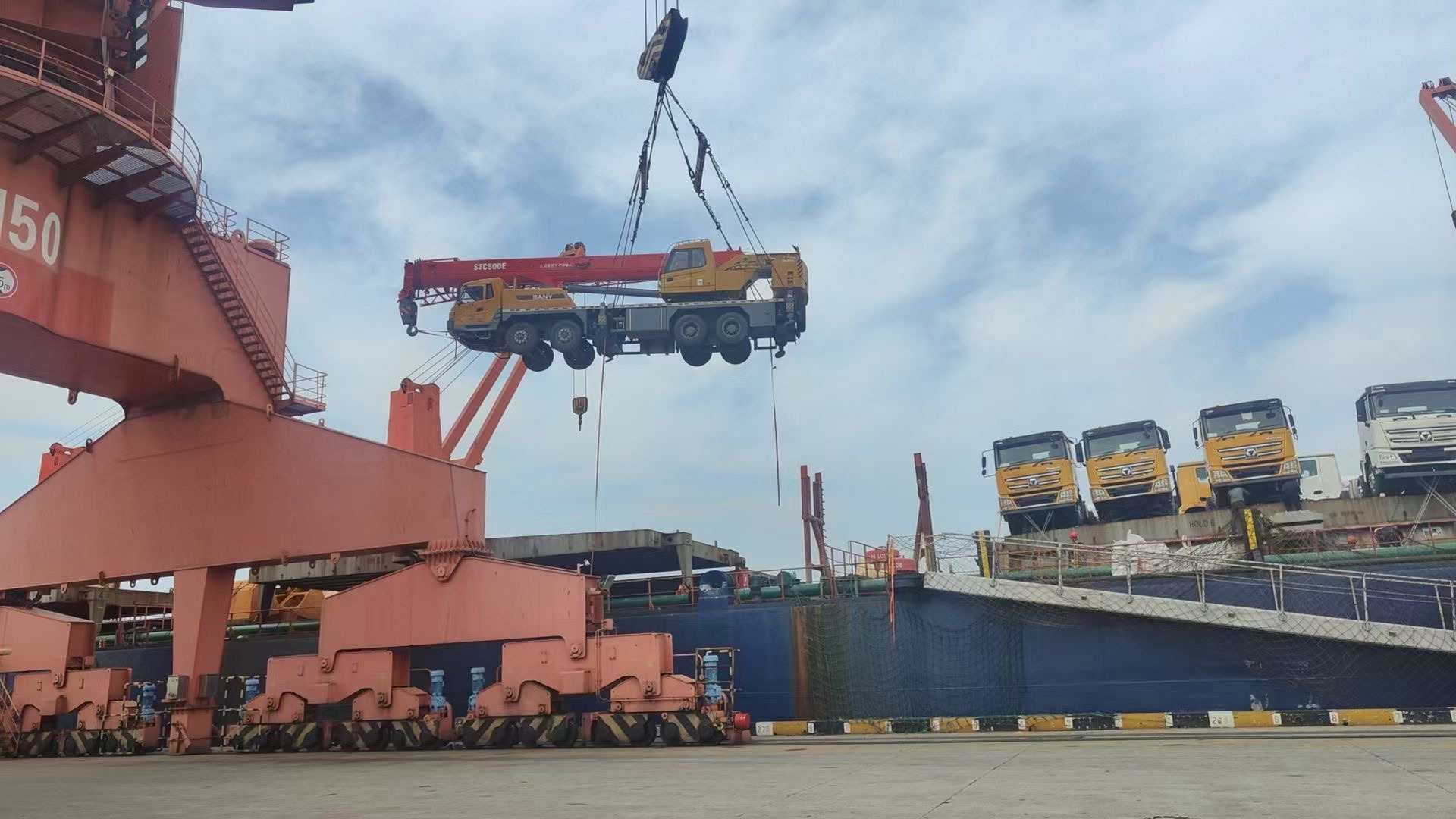 SHANGHAI KAI YI TRADING CO.,LTD - Makineri ndërtimi undefined: foto 8