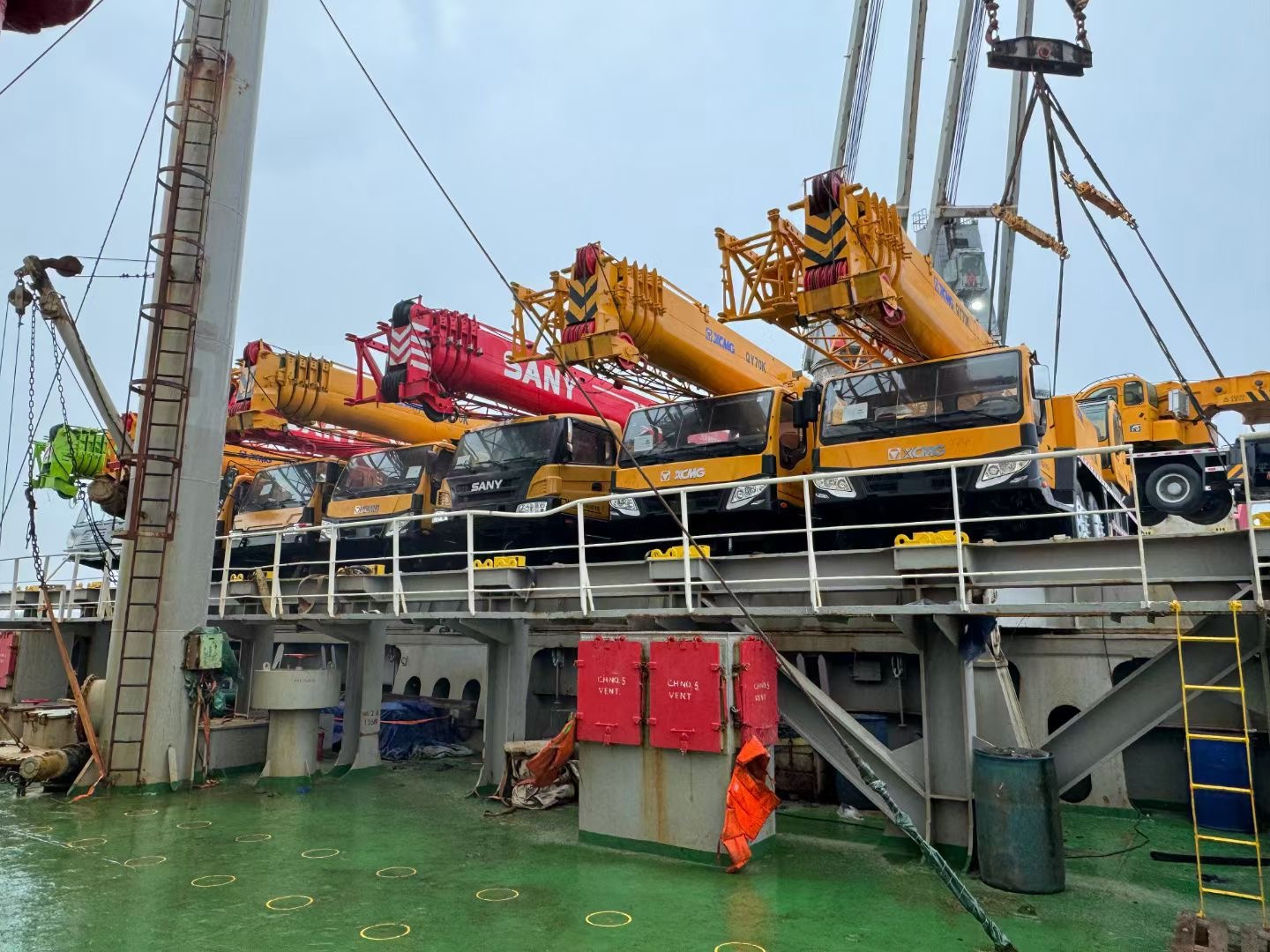 SHANGHAI KAI YI TRADING CO.,LTD - Makineri ndërtimi undefined: foto 1