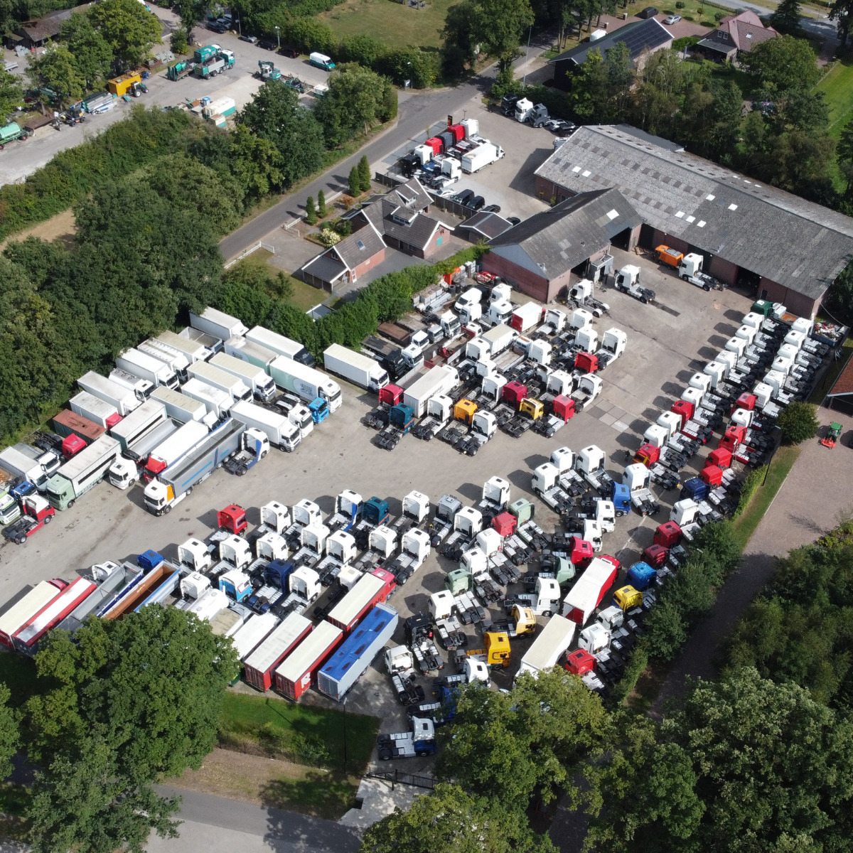 Hesselink Trucks B.V. - automjete për shitje undefined: foto 7