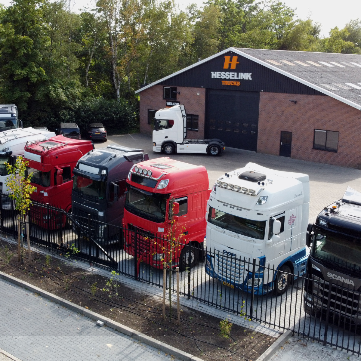 Hesselink Trucks B.V. - automjete për shitje undefined: foto 8