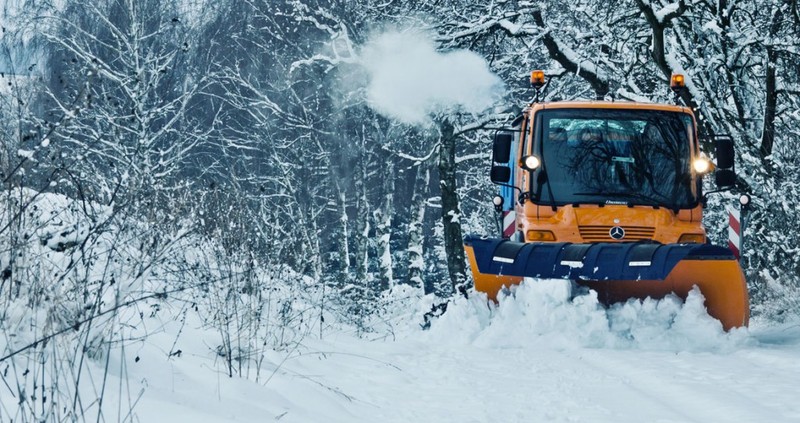 Unimog Huber GbR - Mjete bujqësore/ Speciale undefined: foto 3