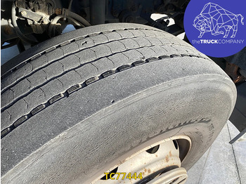 Lizingu i Mercedes-Benz Axor 1828 Mercedes-Benz Axor 1828: foto 4