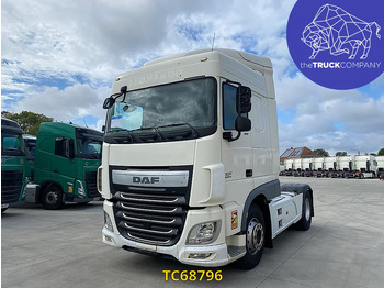 Gjysmë-kamion DAF XF 105 460
