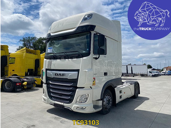 Gjysmë-kamion DAF XF