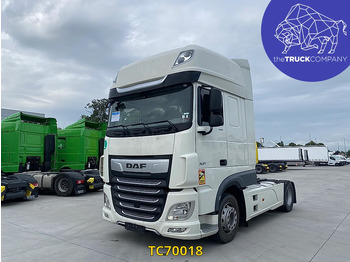 Gjysmë-kamion DAF XF