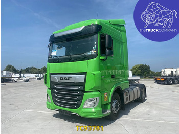 Gjysmë-kamion DAF XF