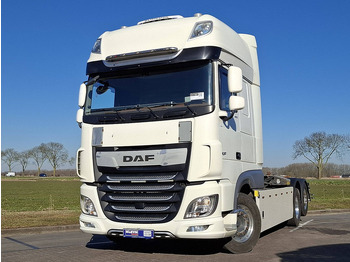 Kamion vetëngarkues DAF XF 480