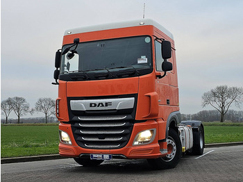 Gjysmë-kamion DAF XF 450