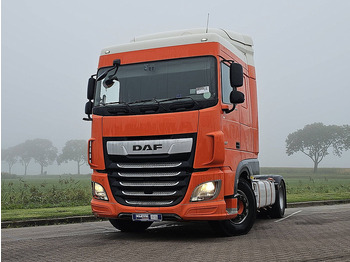 Gjysmë-kamion DAF XF 450