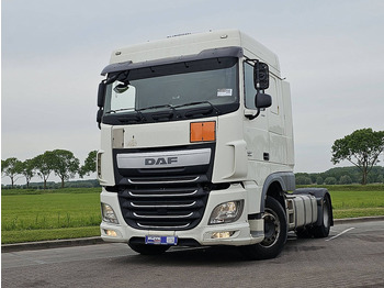 Gjysmë-kamion DAF XF 460