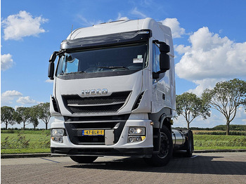 Gjysmë-kamion IVECO Stralis
