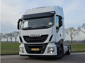 Gjysmë-kamion IVECO Stralis