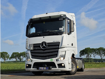 Gjysmë-kamion MERCEDES-BENZ Actros 1848