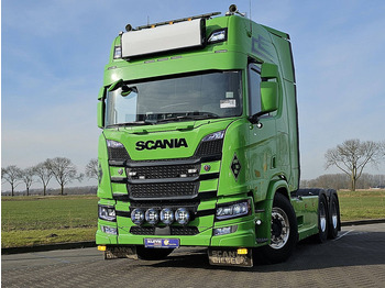 Gjysmë-kamion SCANIA R