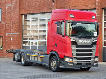 Transportjer kontejnerësh/ Kamion me karroceri të çmontueshme SCANIA S 500