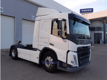 Gjysmë-kamion VOLVO FM