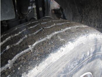 Kamion vetëshkarkues Renault Kerax 320 DCI: foto 3