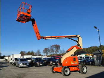 Krah me çernjerë JLG 600AJ