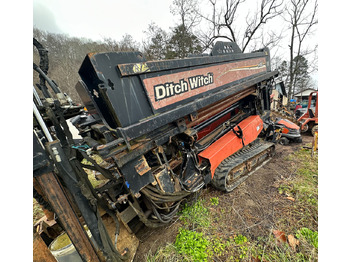 Makineri e drejtuar për hapjen e rrugëve DITCH WITCH