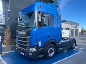 Gjysmë-kamion SCANIA R 450