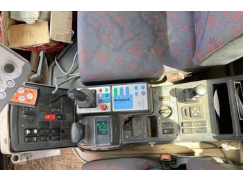 Kamioncine Unimog U300 405/10 4x4 U300 405/10 4x4, Kommunalhydraulik, Frontzapfwelle, Kipper: foto 5 Kamioncine Unimog U300 405/10 4x4 U300 405/10 4x4, Kommunalhydraulik, Frontzapfwelle, Kipper: foto 5