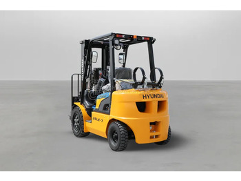 Pirun më gaz Hyundai Forklift 30LE-7 3 TONS LPG 3 STAGE: foto 5 Pirun më gaz Hyundai Forklift 30LE-7 3 TONS LPG 3 STAGE: foto 5