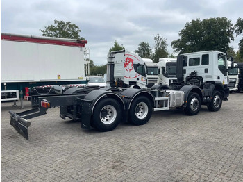 Kamion kabinë-shasi Iveco Trakker 410 PTO RETARDER, 8x4 , 442000 km!: foto 5 Kamion kabinë-shasi Iveco Trakker 410 PTO RETARDER, 8x4 , 442000 km!: foto 5