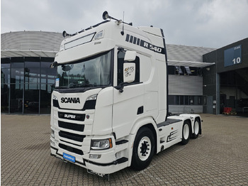 Gjysmë-kamion SCANIA R