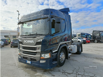 Gjysmë-kamion SCANIA P 450
