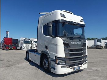 Gjysmë-kamion SCANIA R 500