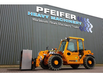 Ekskavator teleskopik JCB