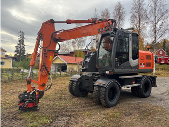 Ekskavator HITACHI ZX140W-3