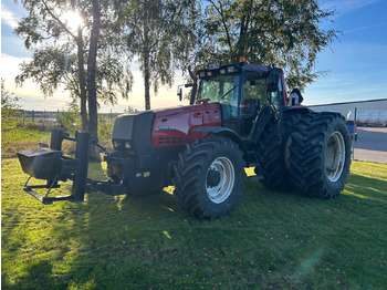Traktor VALTRA 8550
